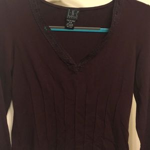 Ruffle detail pleated long sleeve tee/ blouse.